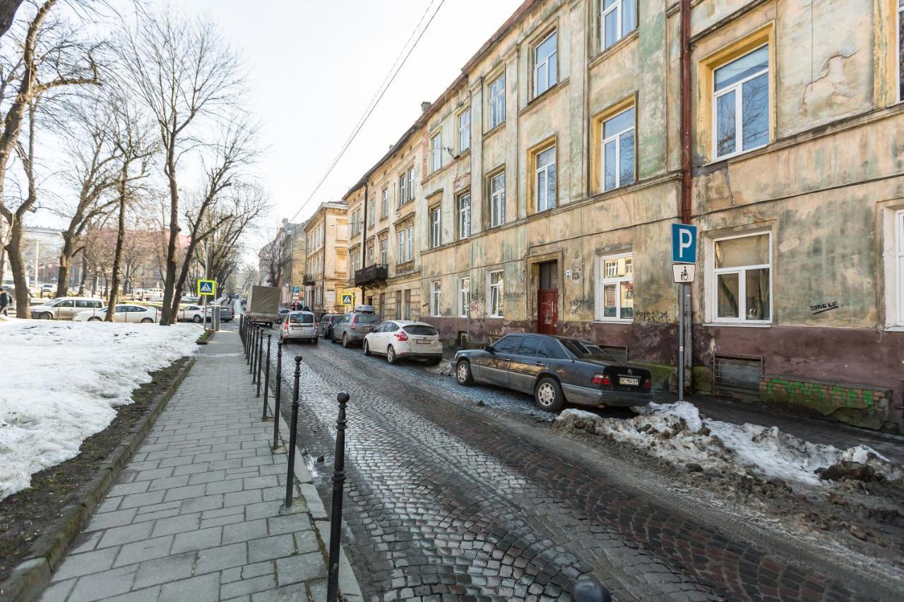 Квартира Студія Біля Оперного Театру По Вулиці Гонти 4-3А Lviv Luaran gambar